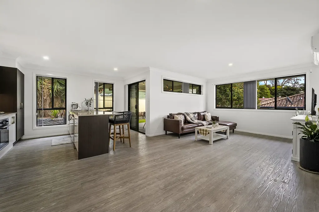 Bonnells Bay 3房  Lakeside living, effortlessly done