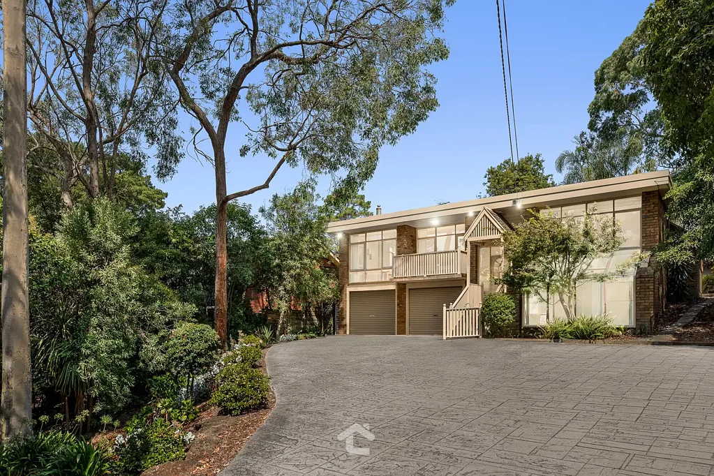 11 Summit Crescent, Ringwood North, VIC 3134