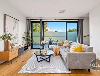 7/87 Thames Street, Box Hill, Inner East Melbourne, 4 habitaciones, 4 baños, Townhouse