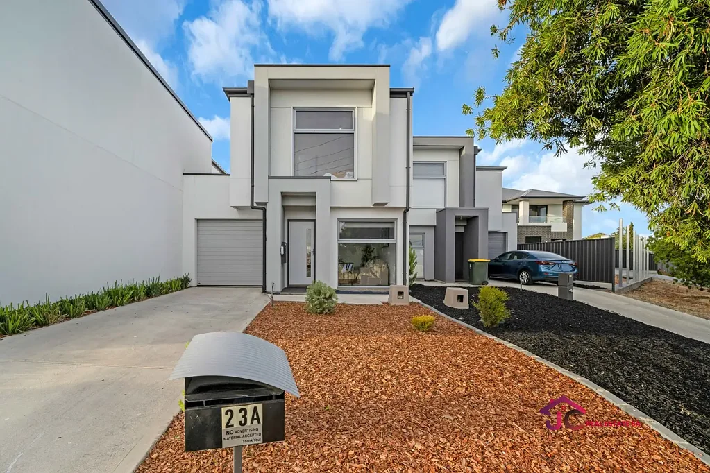 Modbury North 3침실 A Bright and Contemporary Family Home
23A Deborah Grove, Modbury North