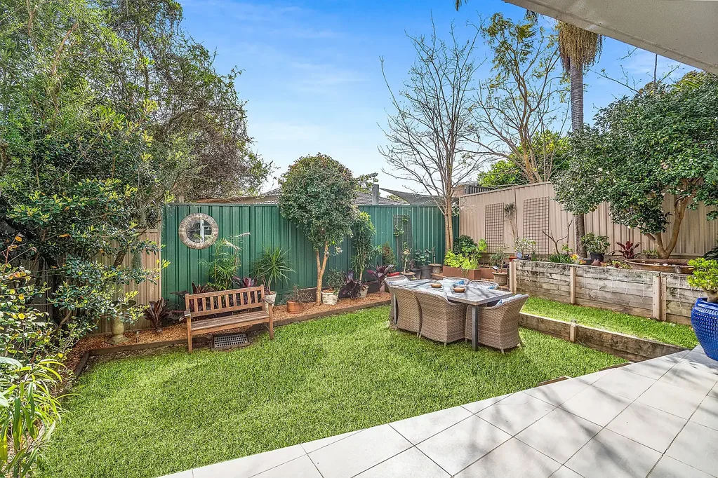 Peakhurst 2ਬੈੱਡਰੂਮ Modern, North Facing Garden Apartment