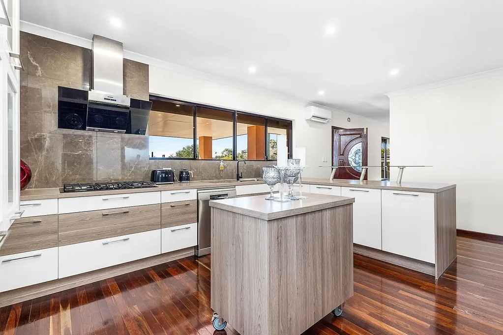 Balcatta 4 Bedroom Well under replacement value !!!!