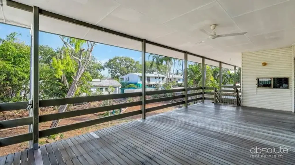 Flexible Dual Living with Self-Contained Unit |  Off-Grid & Partly Furnished