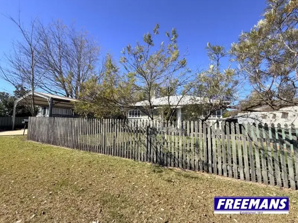 Kingaroy 3ਬੈੱਡਰੂਮ A home packed with so much character