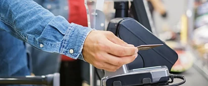 圣诞将至钱包瘦：42%新西兰人比去年更穷