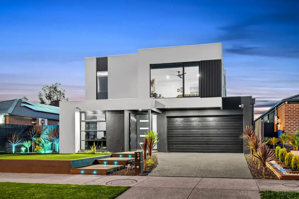 Cranbourne East 5Zimmer Modern Living in the Heart of Cranbourne East
