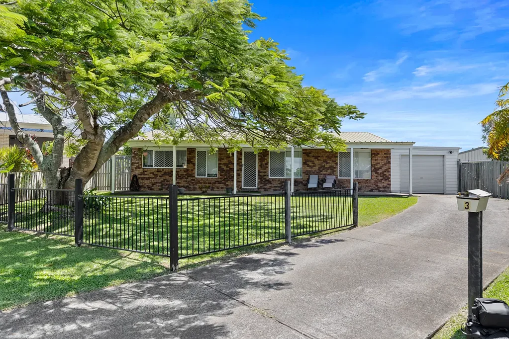 Urangan 3ਬੈੱਡਰੂਮ DISCOVER THE COMFORT, CONVENIENCE AND POTENTIAL OF 3 DIANA PLACE