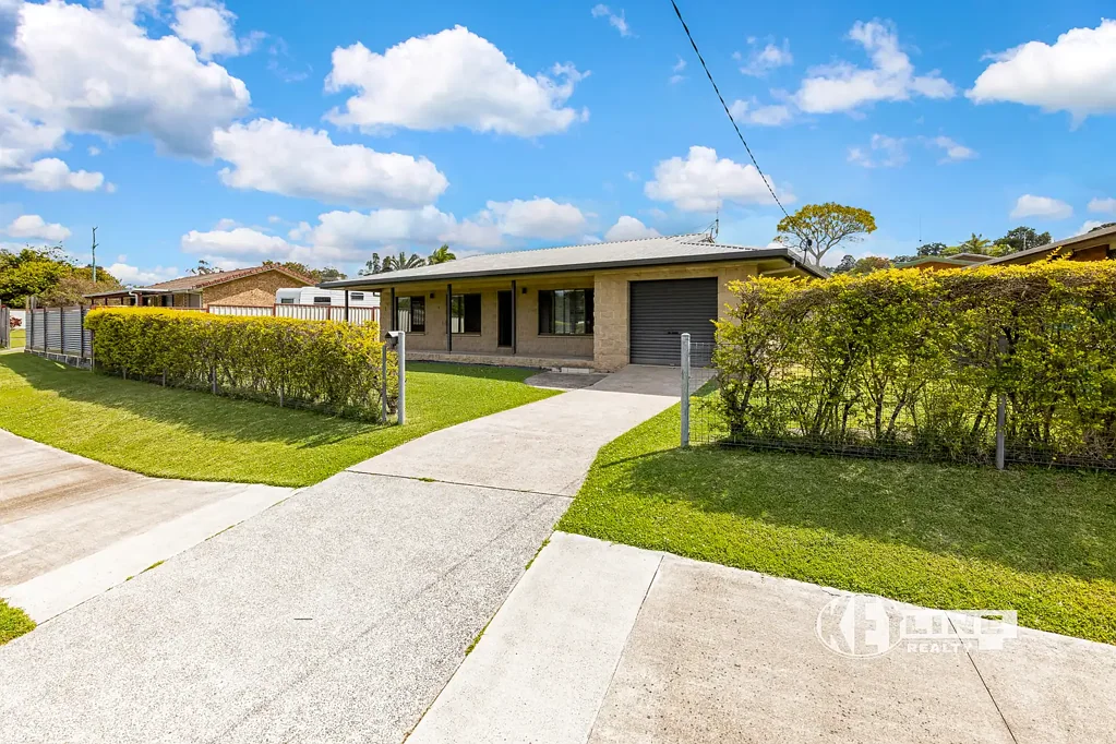Nambour 3कमरा Big Backyard, Brilliant Location & Plenty of Potential