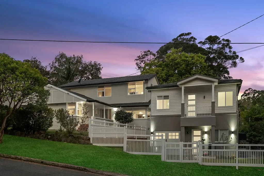 Killarney Heights 7 Bedroom Large Family Home with a Separate Freestanding Second Dwelling