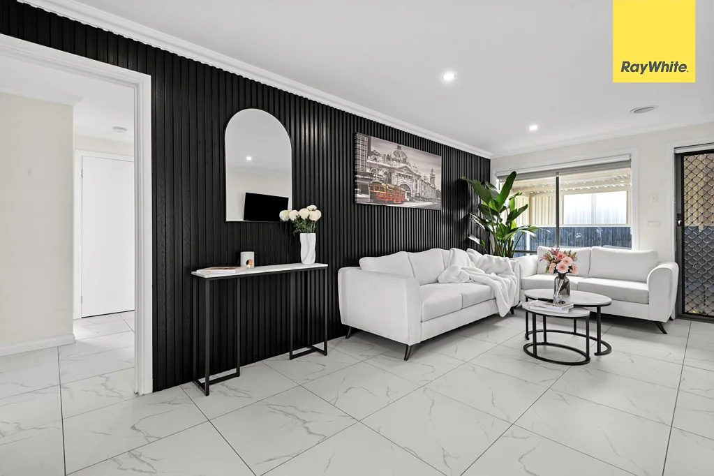 24 Lord Nolan Street, Kurunjang, VIC 3337