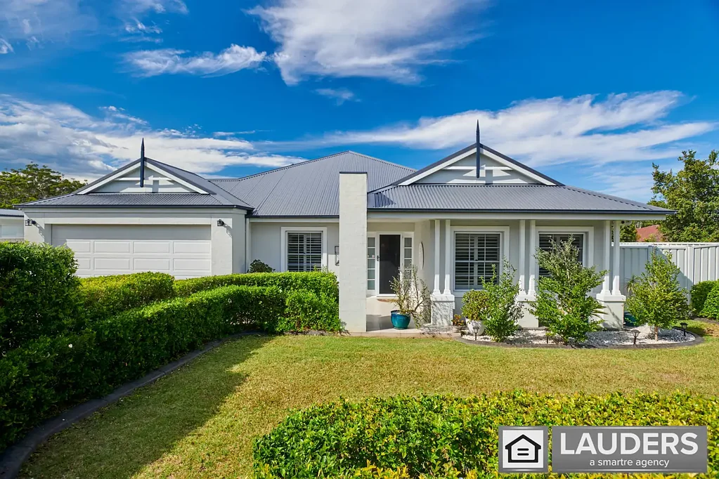 1 Kadungle Close, Wallabi Point, NSW 2430