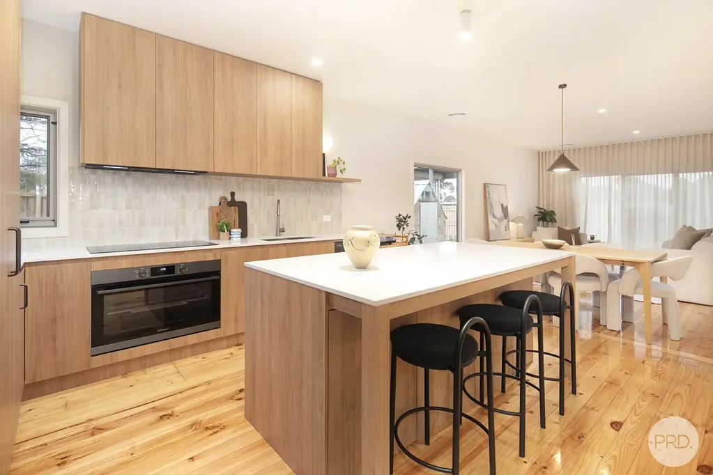 Creswick 4房  Beautifully Renovated Family Home with Stunning Rural Outlook