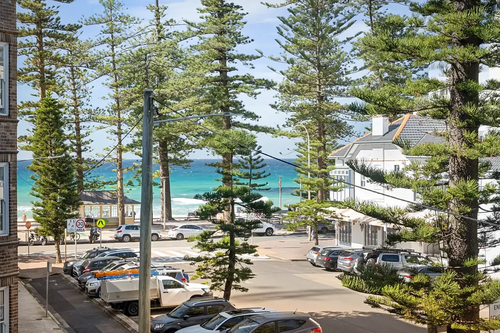Manly 3房 时尚现代安保公寓，享有海景，距离Manly Beach和Manly Wharf仅数步之遥 Sleek contemporary security apartment with ocean views,  just moments from Manly Beach and Wharf