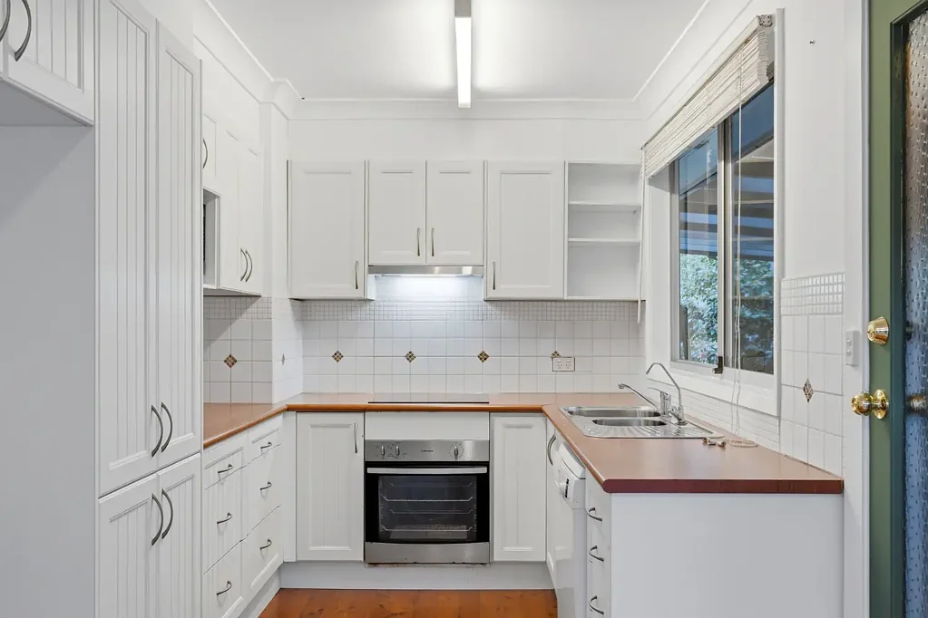 Peaceful Bushland Living in a Quiet Cul-de-Sac