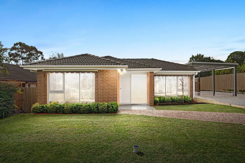 Mooroolbark 3部屋 Immaculate Family Living