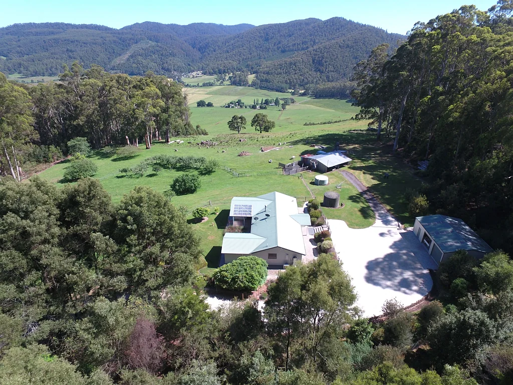 Gunns Plains  Lifestyle/Conservation Refuge in NW Tasmania
