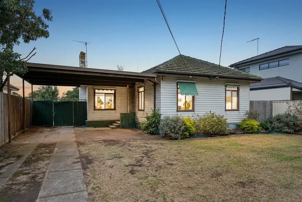 8 Moama Street, Braybrook, VIC 3019
