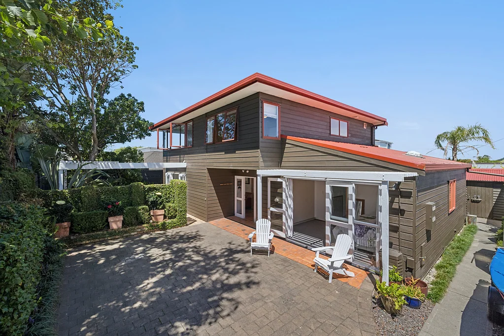 8a Wicklow Road, Narrow Neck, Devonport, North Shore City, Auckland