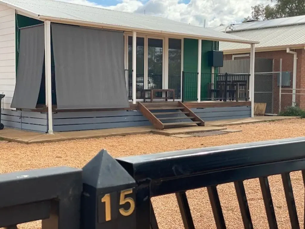 Lightning Ridge 2ਬੈੱਡਰੂਮ 15 Potch Street, Lightning Ridge