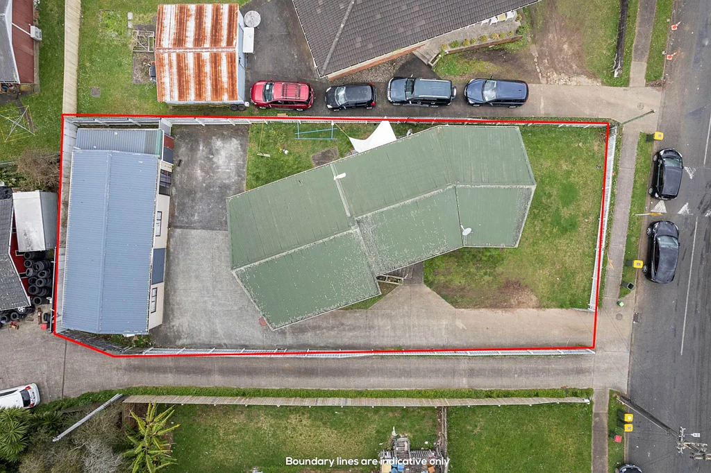 Mangere East 5房  Development/Do Up Potential in Mangere East!