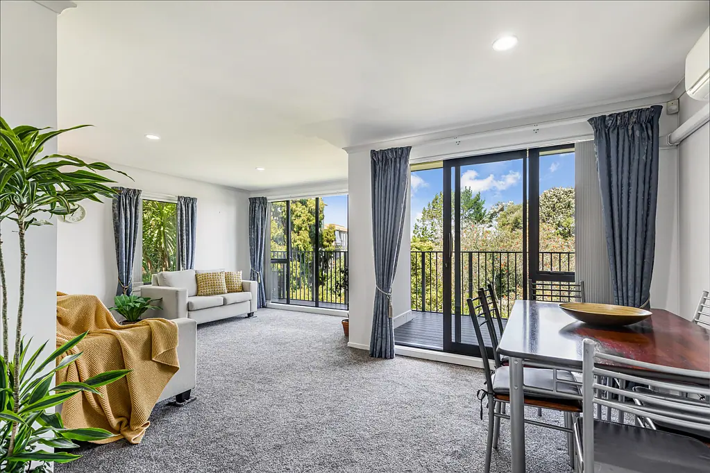 3H/1 Wadier Place, Henderson, Waitakere City, Auckland
