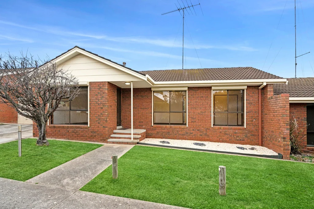 2/15 Jacobs Street, Belmont, VIC 3216