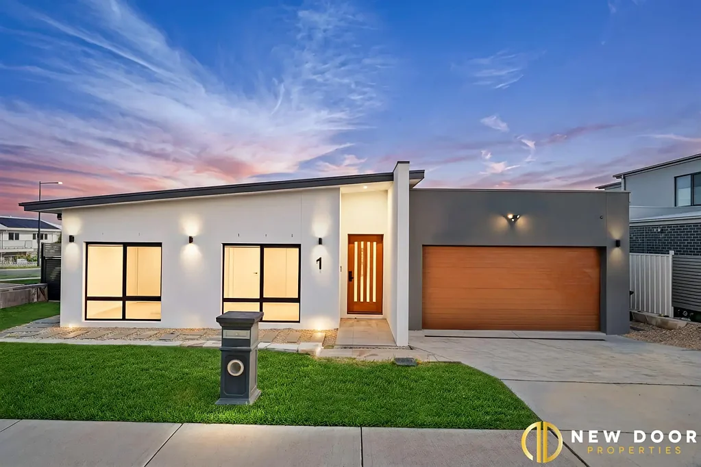1 Farwell Street, Whitlam, ACT 2611