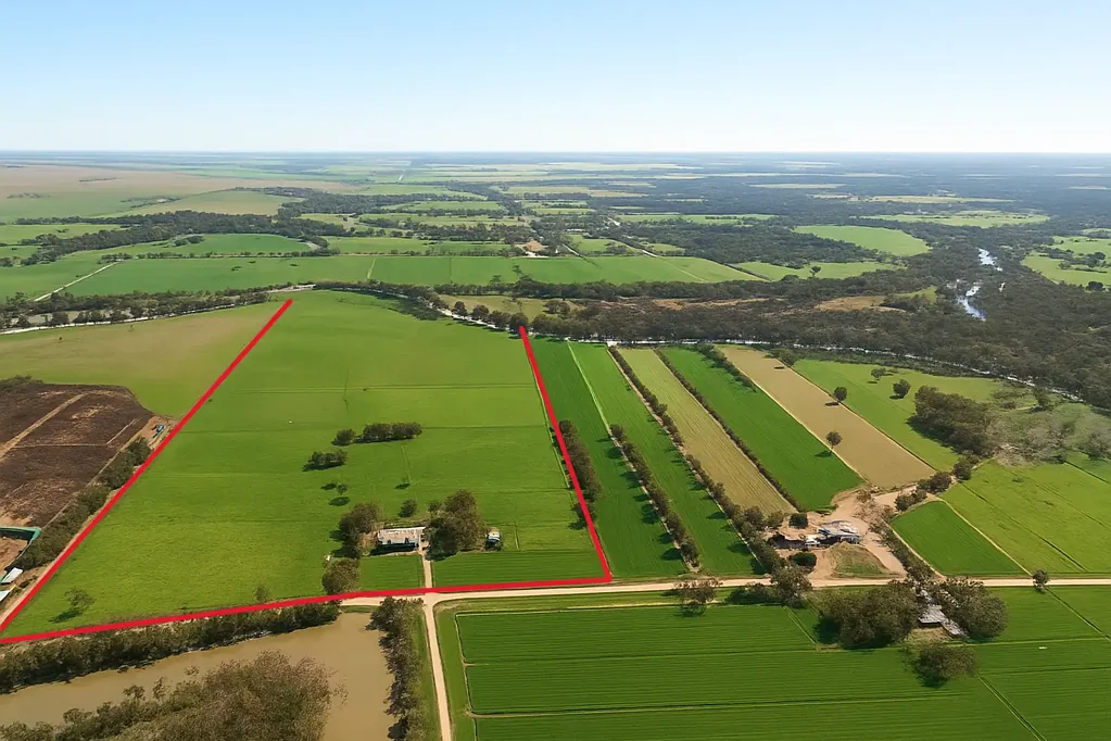 Patho Charming Torrumbarry Lifestyle Property – 118 Acres with Lagoon Frontage