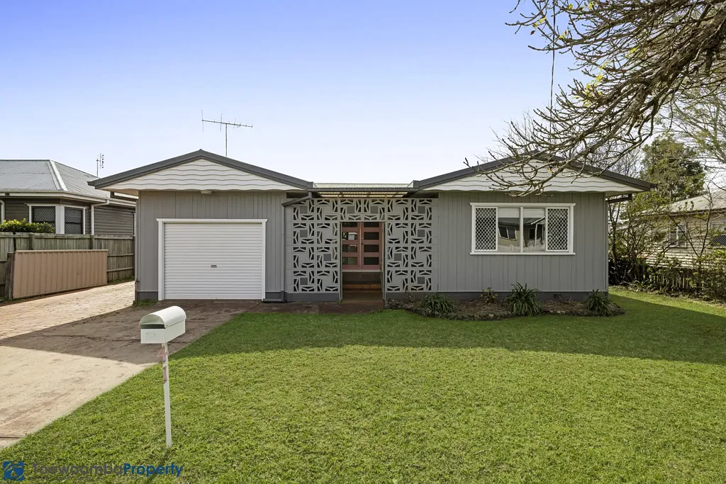 Fully Renovated Family Home in Prime Harristown Location