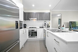 206C/48-56 Derby Street, Kingswood