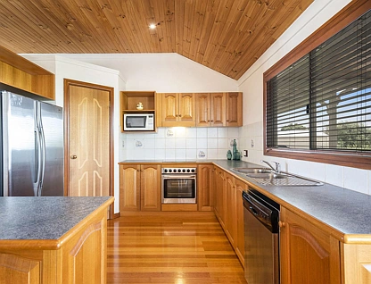 16 Lucraft Loop, Ledge Point, Wheat Belt, 4部屋, 2バスルーム, House
