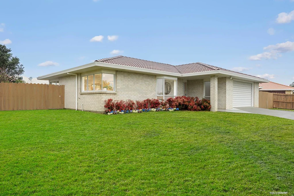 6 Travers Place, Northpark, Manukau City, Auckland