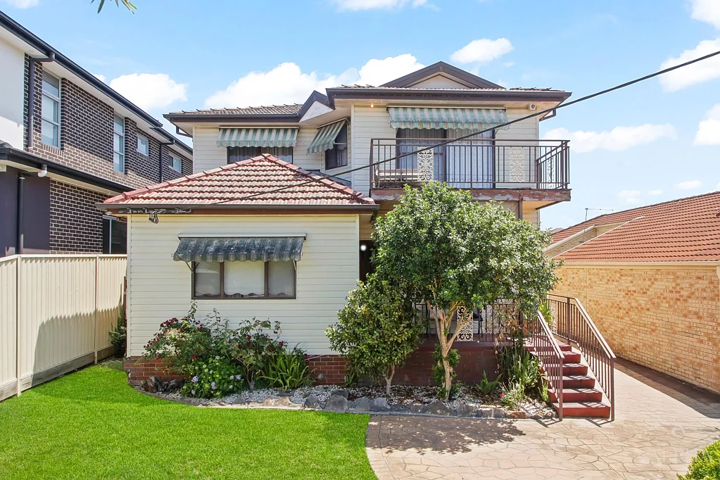 6 Hinchen Street, Guildford, NSW 2161
