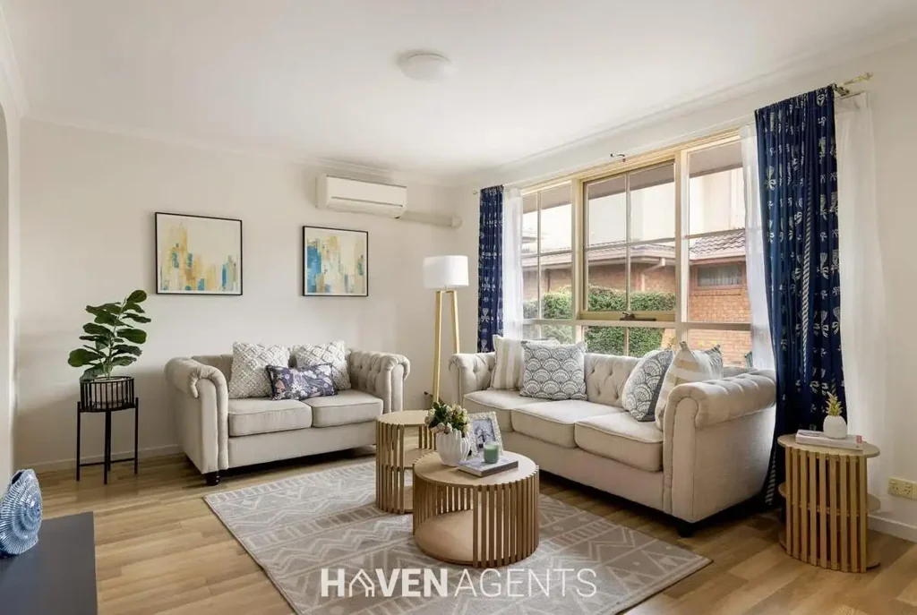 WELL POSITIONED TWO BEDROOM UNIT IN MCKINNON SCHOOL ZONE ** HAVEN AGENTS