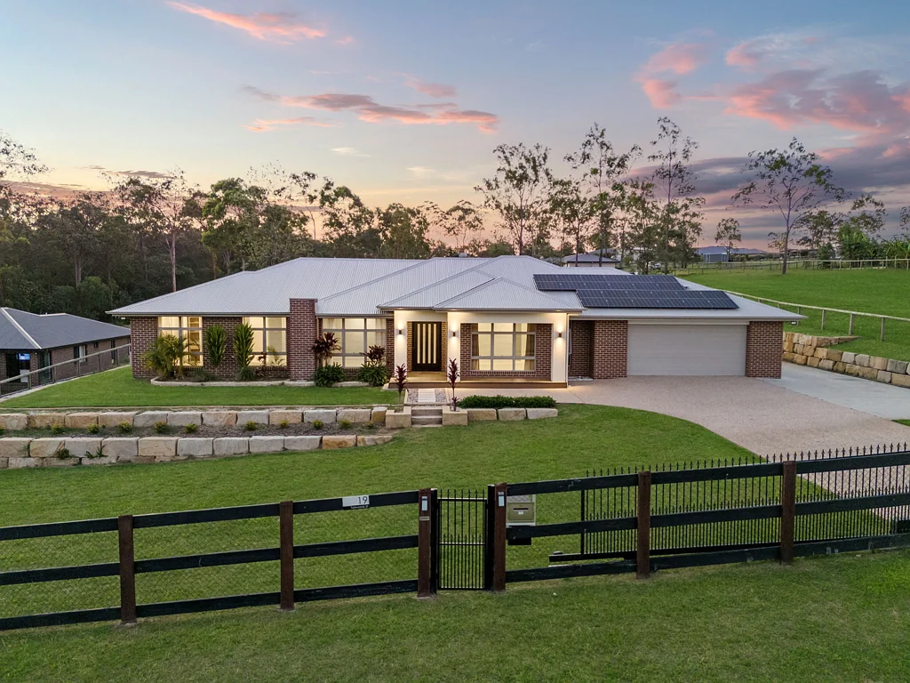 19 Tallwoods Street, Karalee, QLD 4306