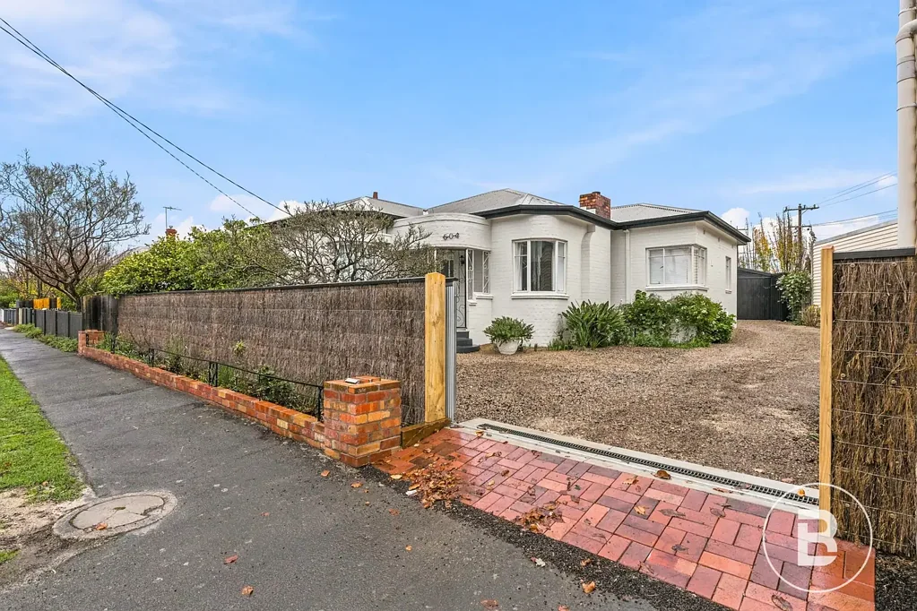 Redan 2ห้องนอน BEAUTIFULLY RENOVATED PERIOD HOME IN A PRIME REDAN LOCATION