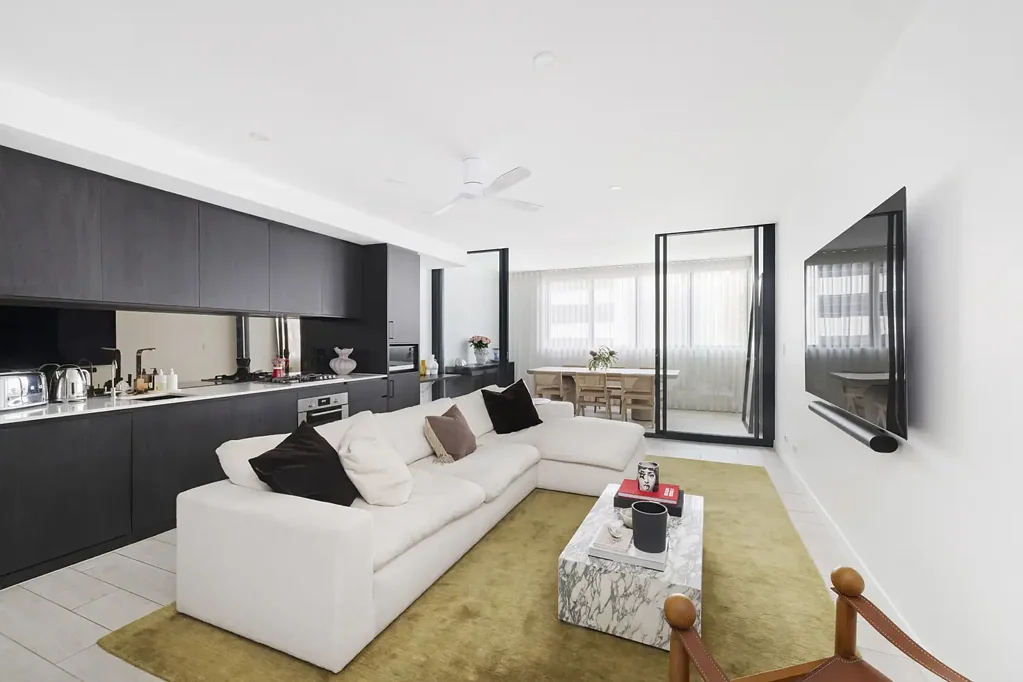 Dee Why 1 Slaapkamer Designer Dee Why apartment with oversized all-season entertaining space