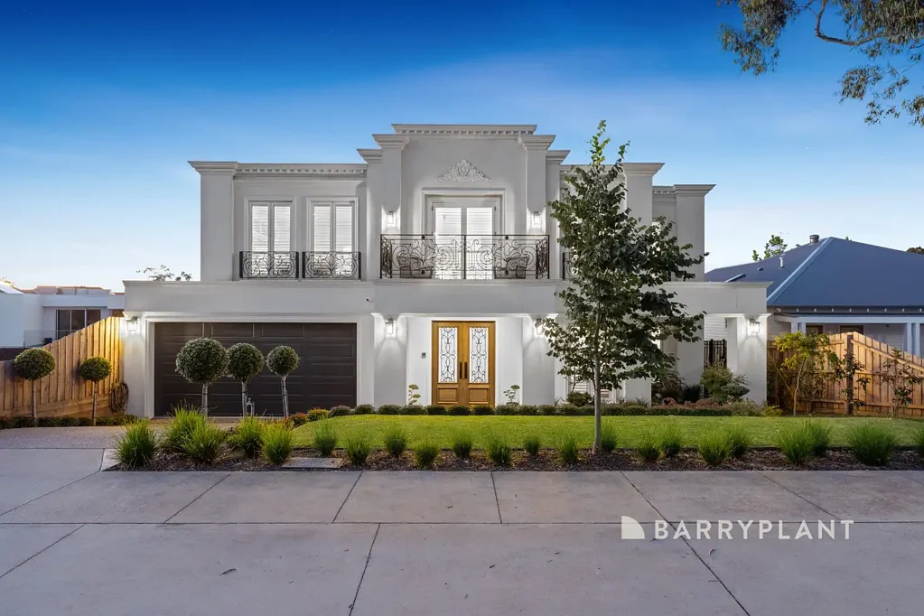 10 Manor Oak Place, Berwick, VIC 3806