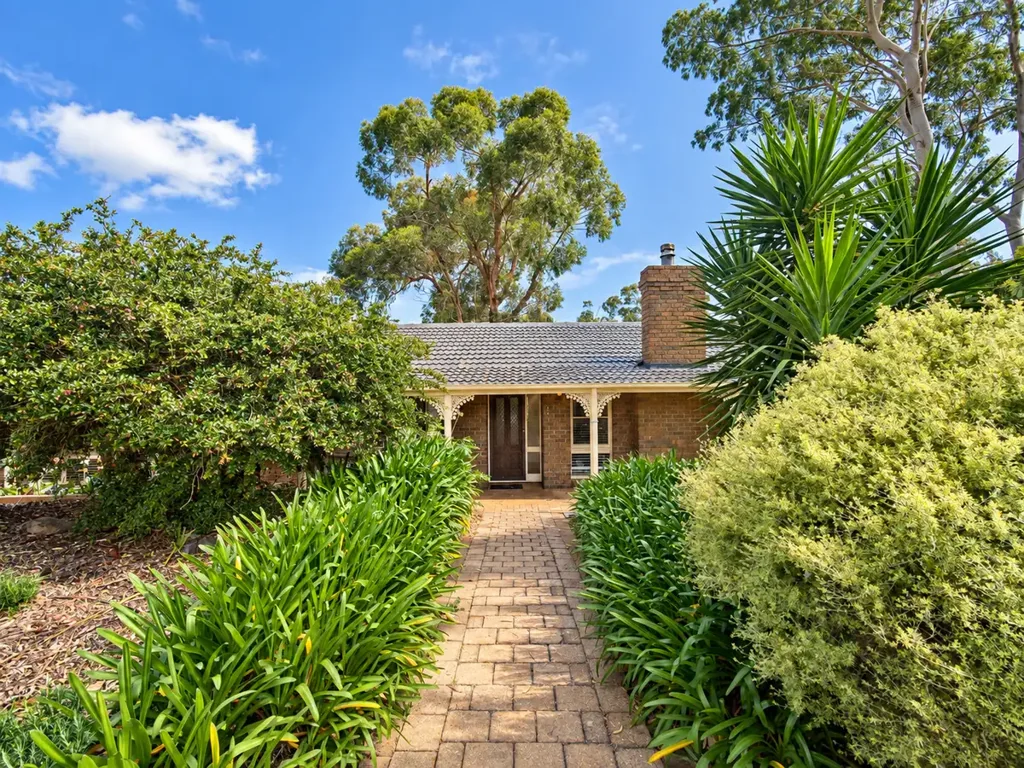 Aberfoyle Park 4Habitaciones Private Family Living in a Peaceful Aberfoyle Park Setting