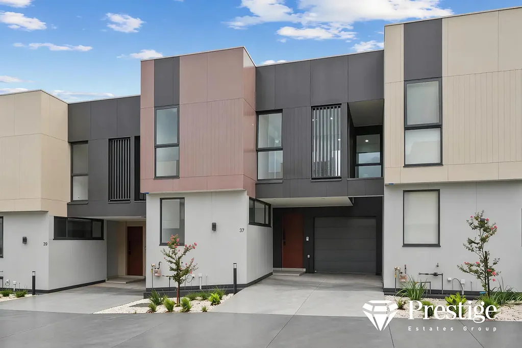 Box Hill 4 Bedroom Premium Oversized Townhouses – Selling Fast!