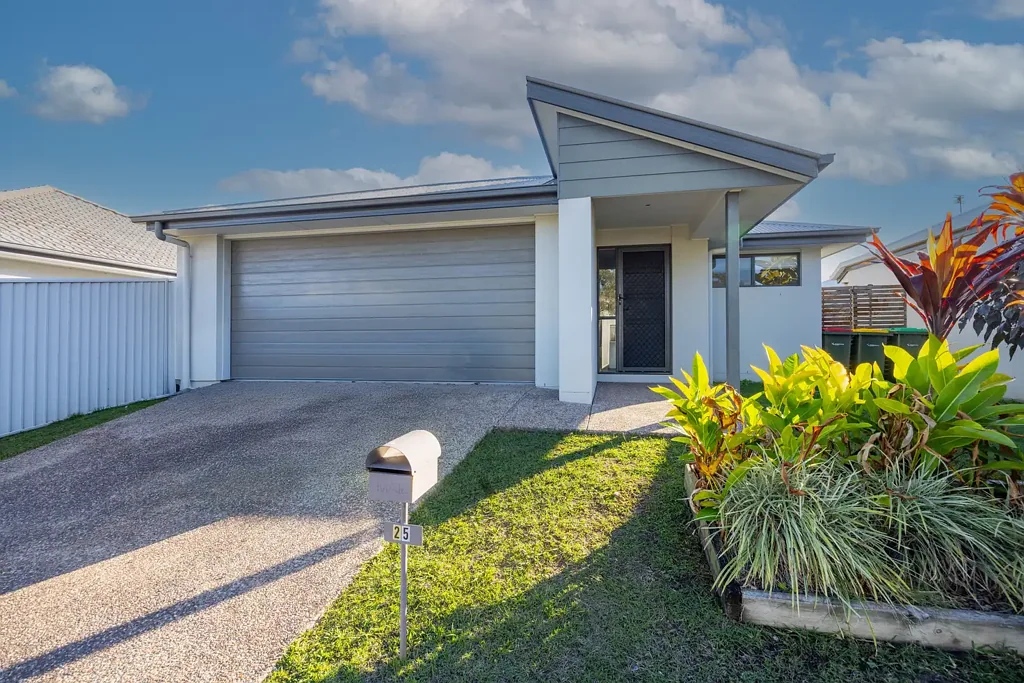 25 Caspian Circuit, Mountain Creek, QLD 4557