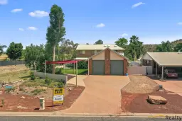 50 Eagle Court, Desert Springs