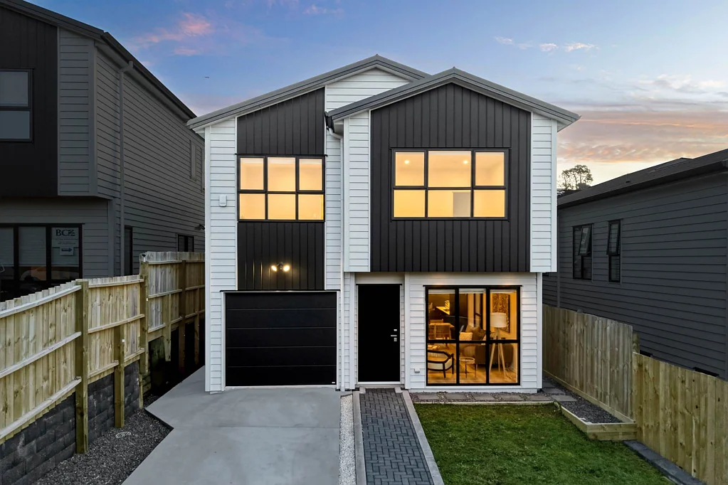 Northcross 5房 现代独栋别墅，毗邻保护区&游乐场，空间与品质兼具！ Standalone Modern Living Beside the Reserve