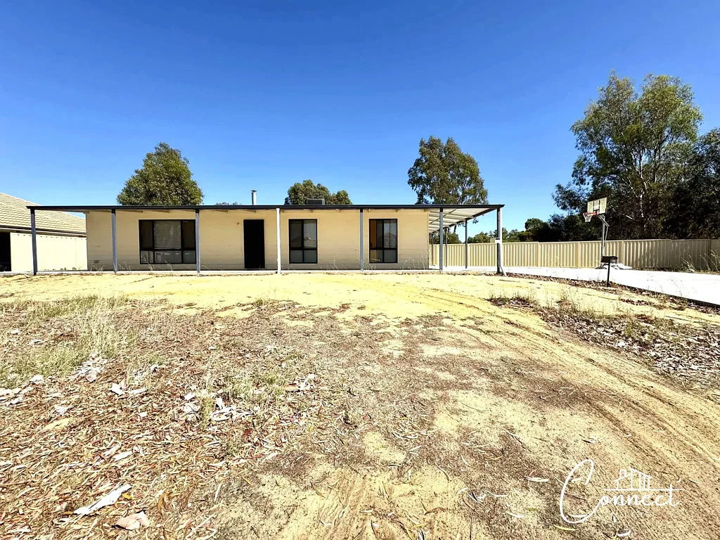 10 Riverside Outlook, Northam, WA 6401