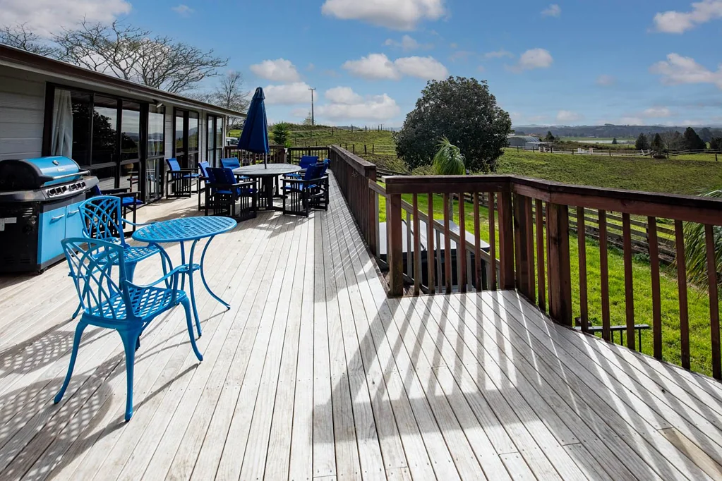 Pukekawa 3બેડરૂમ Live the Starter Lifestyle. Scenic Views & Cou...
