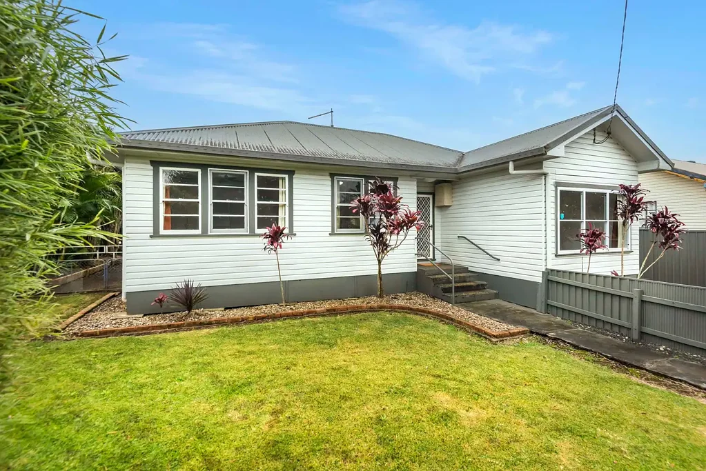 East Lismore 3침실 Flood Free Family Home with a Shed