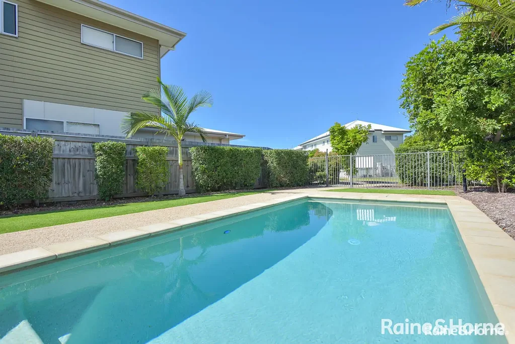 8/9 Cavella Drive, Glen Eden, QLD 4680
