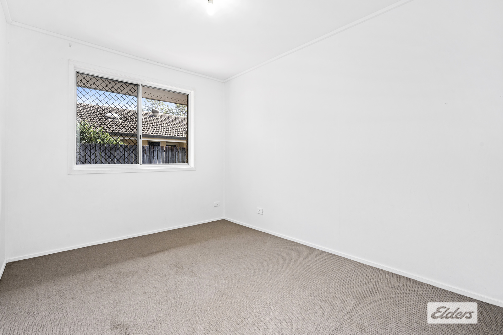 27 HUGHES ST, EAGLEBY QLD 4207, 0房, 0浴, House