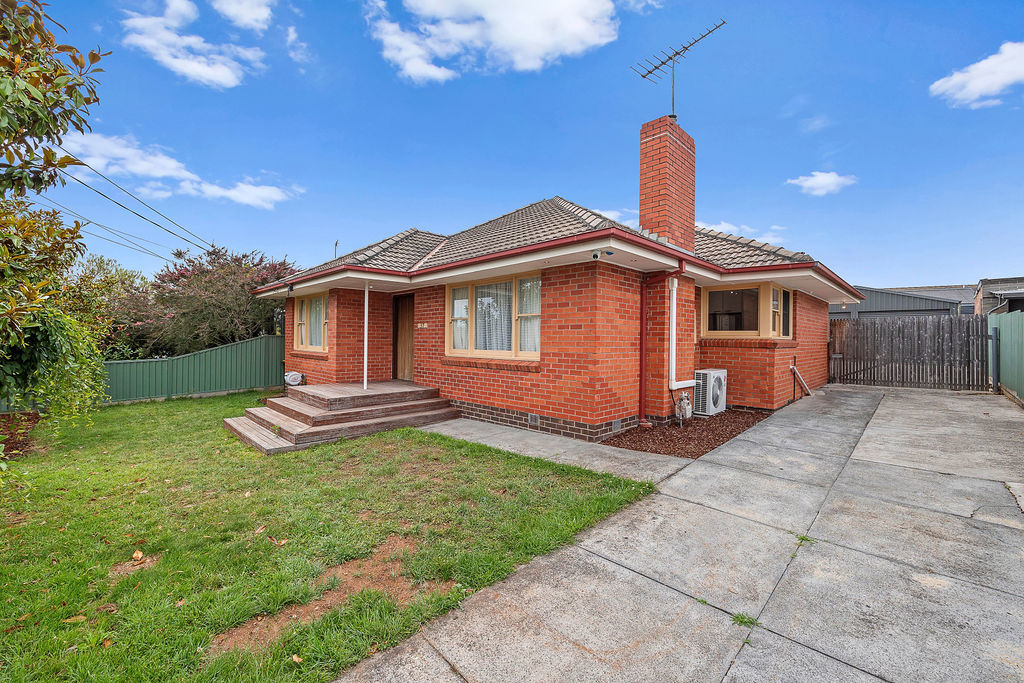 37 CAMBRIDGE ST, WENDOUREE VIC 3355, 0部屋, 0バスルーム, House