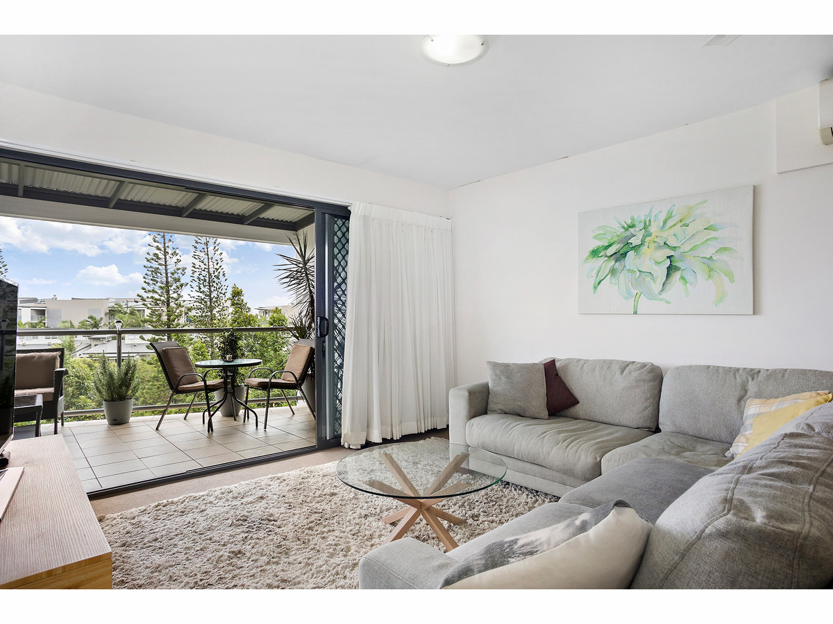 AZURE ON DOUBLE BAY 10 GRAND PDE, PARREARRA QLD 4575, 0部屋, 0バスルーム, Unit